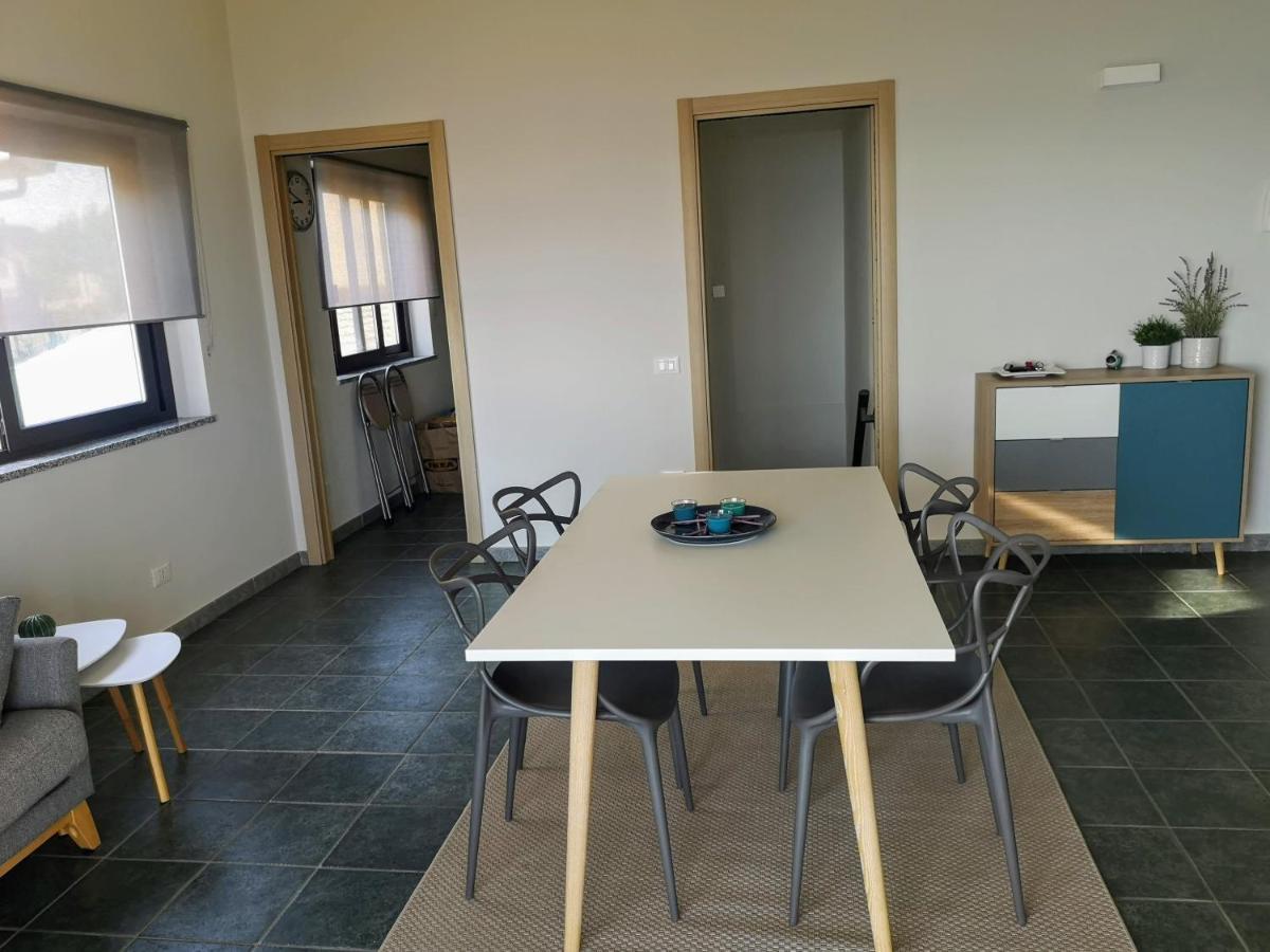 Вилла Casa Con Terrazza Fronte Mare Санта-Лючия Экстерьер фото