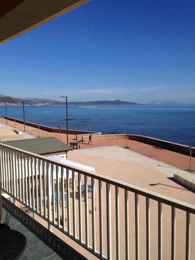 Вилла Casa Con Terrazza Fronte Mare Санта-Лючия Экстерьер фото